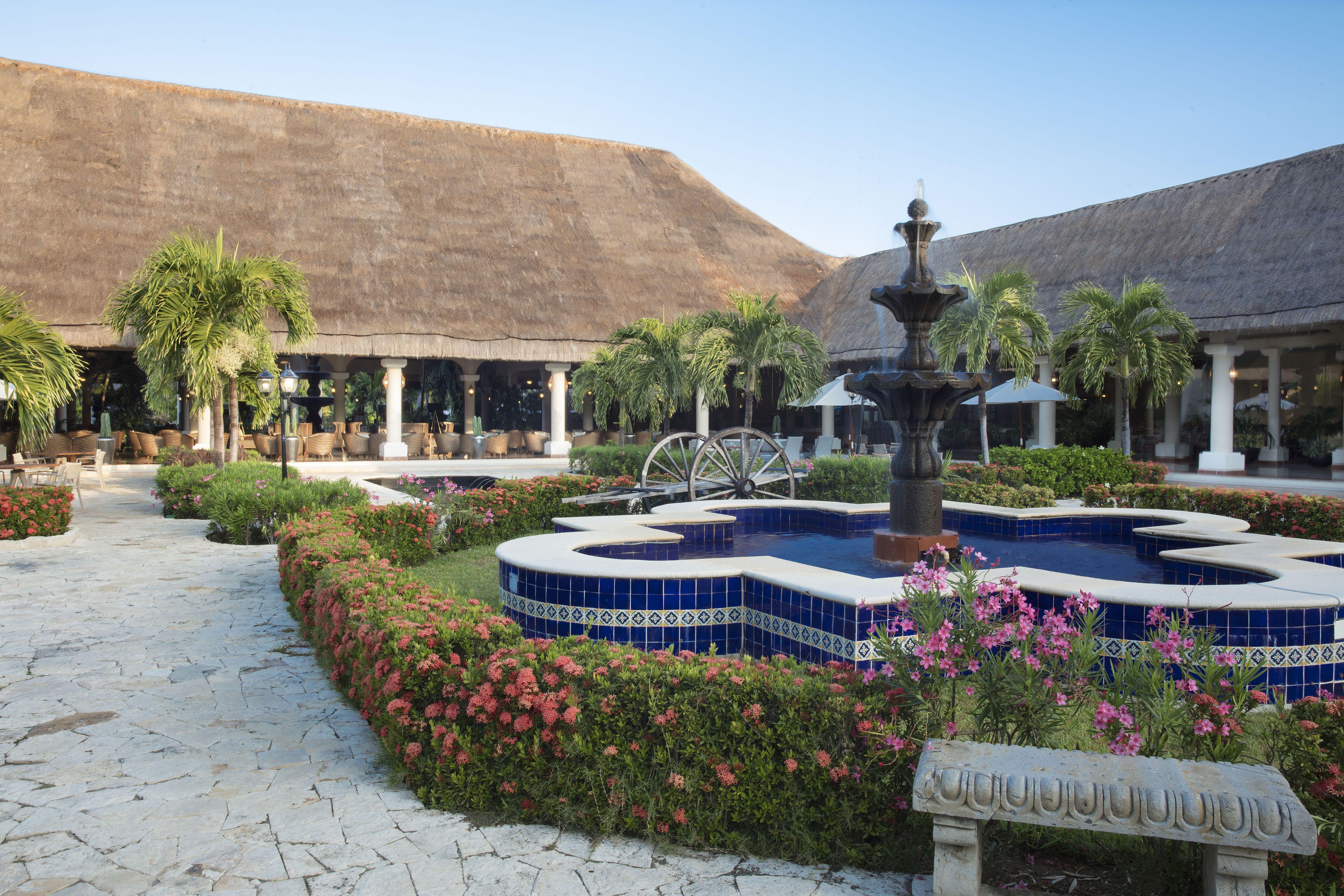 Grand Palladium Colonial Resort & Spa Riviera Maya Extérieur photo